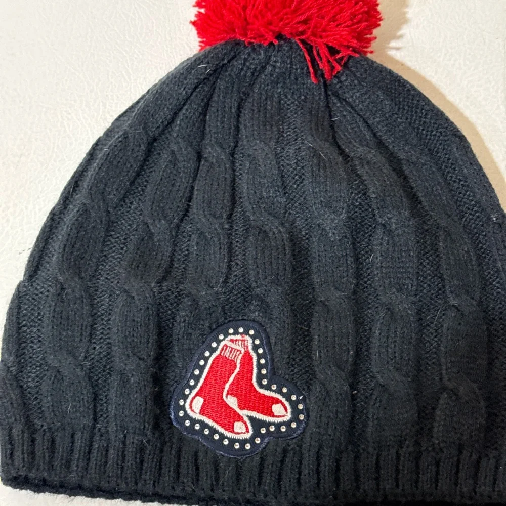 Boston Red Sox Black Knit Pom Beanie with Red Pom